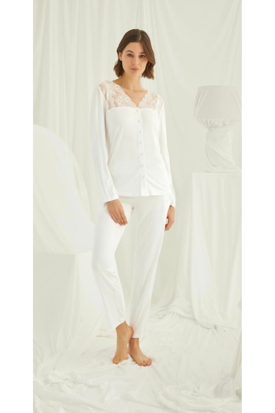 NightLove طقم بيجامة موناميز دانتيل بأزرار أمامية كاملة 18201