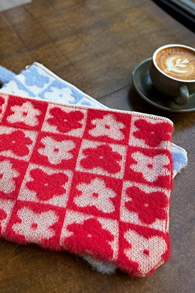 CHUBA Soft Furry Floral Patterned Knitwear Laptop & MacBook & Tablet Case 13"-14" Inch Compatible Pomegranate-White