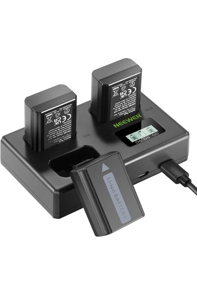 NEEWER بطارية بديلة NP-FW50 مع شاحن 1100 مللي أمبير/ساعة وشاحن USB ثلاثي الفتحات NP-FW50