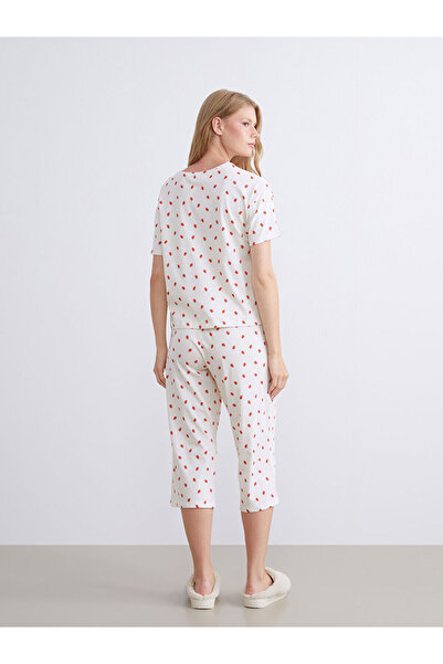 LC Waikiki Çilek Baskılı Kadın Kaprili Pijama Takımı