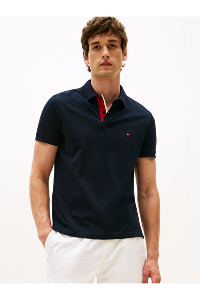 Tommy Hilfiger تي شيرت بولو رجالي من Tommy Hilfiger Desert Sky Mb بياقة متباينة وقصّة عادية