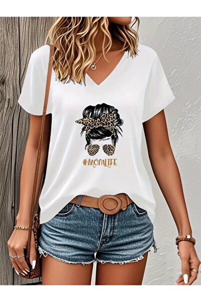 Deocept تي شيرت نسائي كبير الحجم برقبة على شكل حرف V مطبوع عليه MOM LIFE