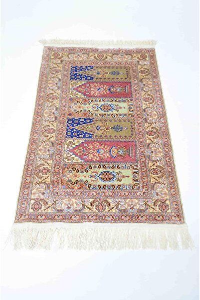 Handmade Hand-Woven Family Prayer Rug with Mihrab Design in Pure Silk, Kayseri Carpet 72X109 cm (0.79 m²)