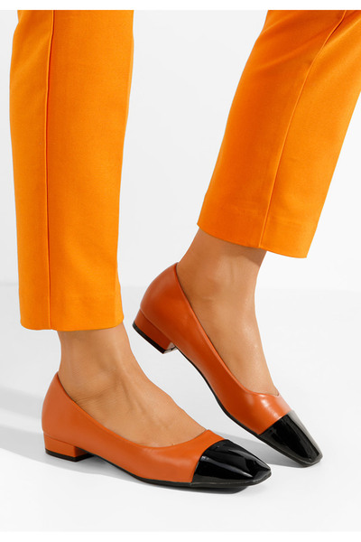 B T Shoes Camelové lodičky na nízkém podpatku Erias