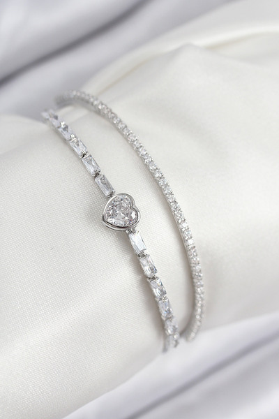 BSRE سوار نسائي من حجر الزركون النحاسي على شكل قلب (لون فضي)