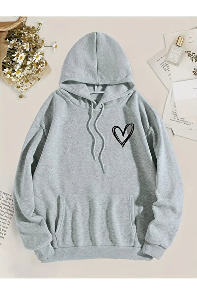 Deocept سويت شيرت كبير الحجم مطبوع عليه قلب صغير