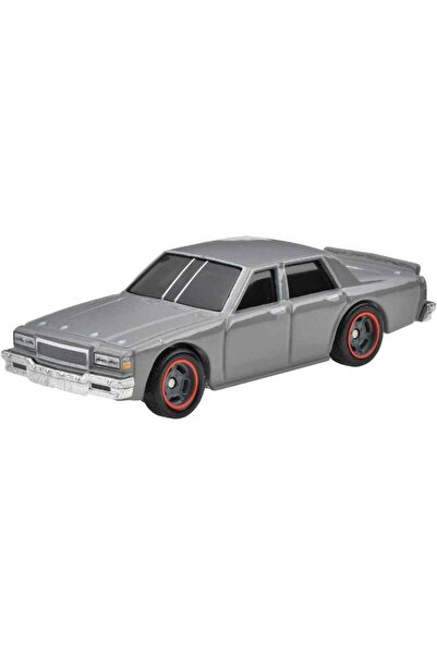 mattel Hot Wheels Premium Fast & Furious Die-Cast HNW46 – نموذج عشوائي واحد (للأعمار من 3 سنوات فما فوق)