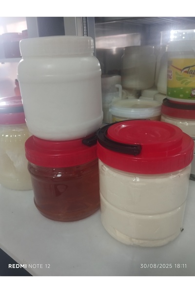 Demirak Kahvaltı paketi. 1 kg Tulum peyniri. 1.500kg salamura peyniri. 1 kg bal ve yağ