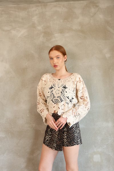 DM DİLAN MODA KADIN TIĞ İŞİ KREM BLUZ