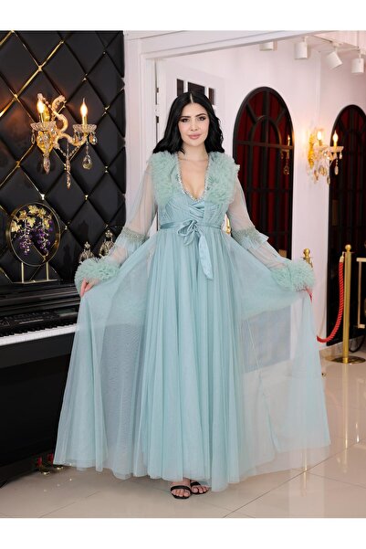 Limas lingerie تصميم خاص من التول مع تفاصيل مرصعة بالألماس، ثوب طويل مكون من ...