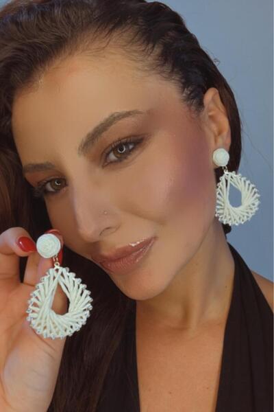 Melissa Boutique Women's Cream Diamond Stone Detailed Design Drop Earrings