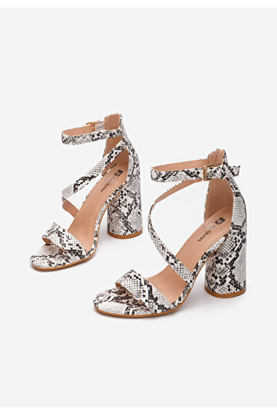 B T Shoes Bílé sandály na vysokém podpatku Gracia