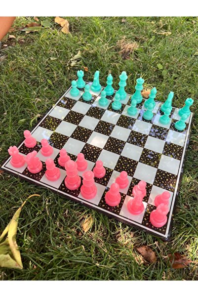 Glit Glass Türkiye’de ilk cam Satranç takımı 30x30 cm