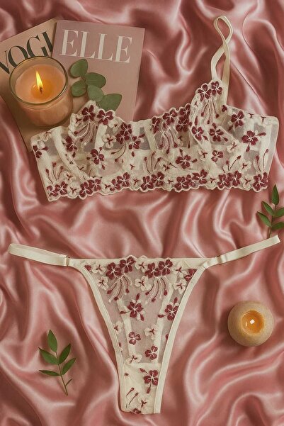 İntive Lingerie Set de bralet și string cu model floral transparent brodat cu...