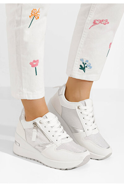 B T Shoes Bílé dámské tenisky na klínku Zenna