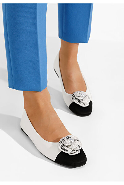 B T Shoes Sorena women's white ballet flats