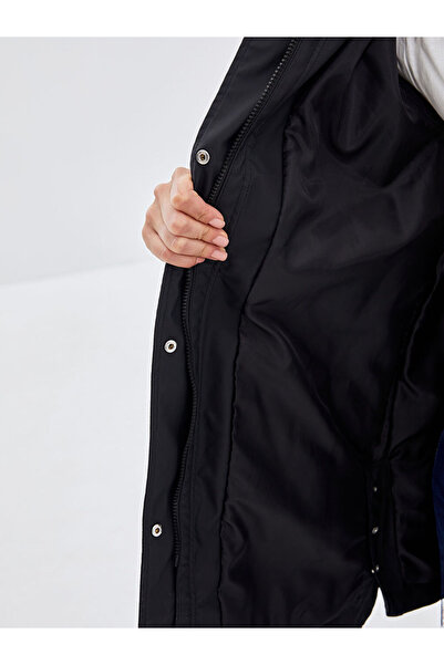 LC Waikiki Sparkling Selections from Shining Store |   Women's Hooded Plain Raincoat