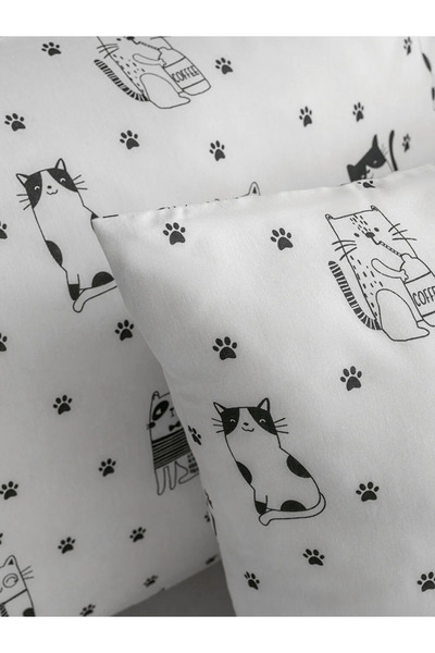 LC Waikiki Cat Printed Cotton Pillow Case Set of 2 50X70 cm