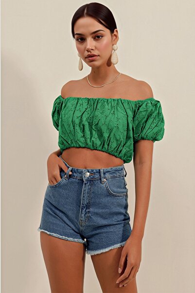 Hiccup Bdart Lace Embroidered Short Blouse, Madonna Collar