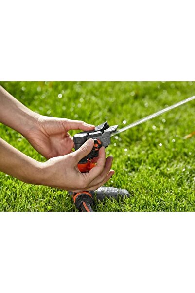 Gardena Aspersor , pulsator, reglabil 25 - 360 grade, aria de udare 490 mp, raza de stropire 12.5 m