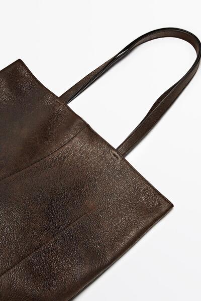 Massimo Dutti Çatlak görünümlü süet deri tote çanta