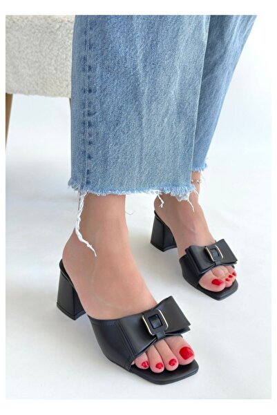 Zerenyus Μαύρες παντόφλες με τακούνι Veor