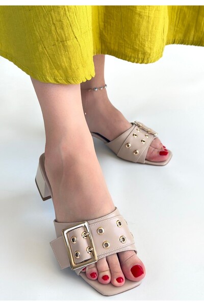Zerenyus Ciey Beige Buckle Detailed Heeled Slippers