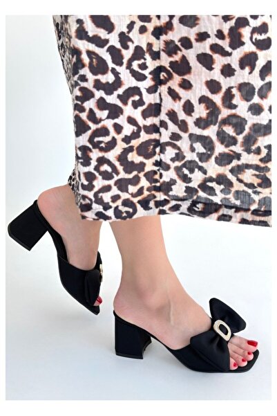 Zerenyus Μαύρες παντόφλες με τακούνι Niyyar