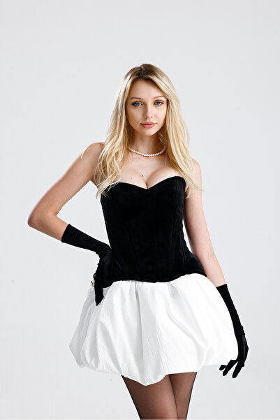 CHAROS Kadife Kumaşından Göğüs Yakası Kalp Şeklinde Siyah Şık Korse