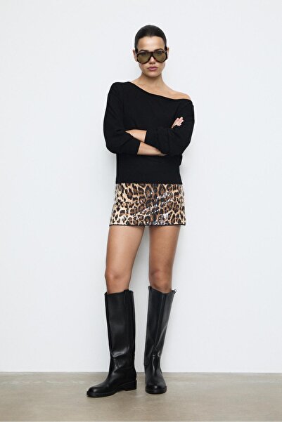 Stradivarius Leopar desenli pullu mini pantolon etek