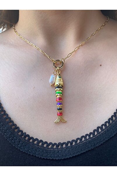 bues Tail-Wagging Fish Pendant