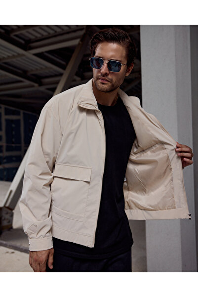 Renvo butik Ανδρικό μπουφάν με φερμουάρ σε μπεζ χρώμα σε casual στυλ