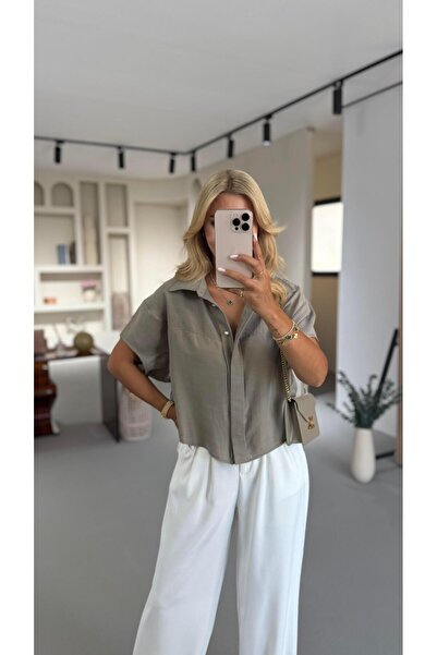 Sezgi Tekin قميص كاكي بأكمام قصيرة من مودال