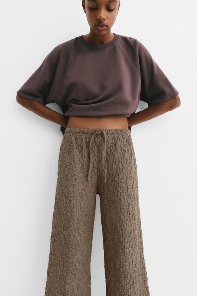 Pull & Bear Buruşuk görünümlü geniş paça pantolon