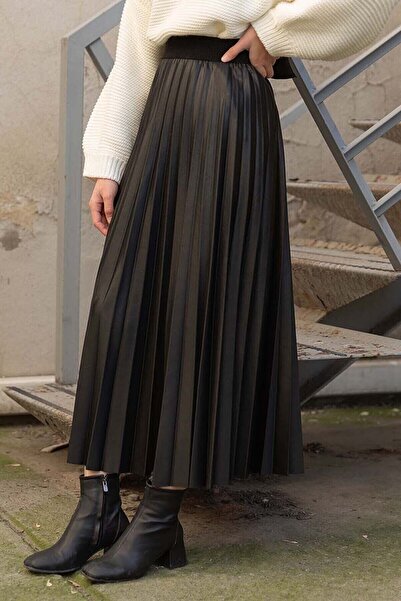 TÜCCAR UMUT Kadın Siyah Beli Lastikli Deri Görünümlü Piliseli Uzun Etek