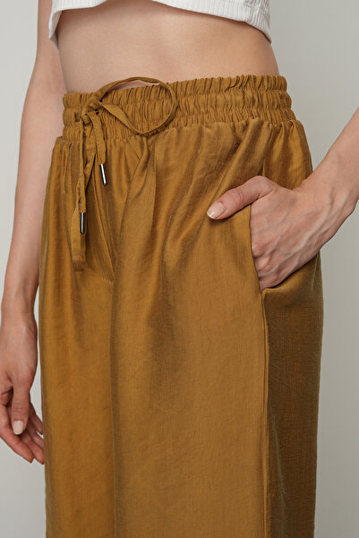 Orfeo Negro Women's Solid Color Elastic Waist Wide Leg Pants