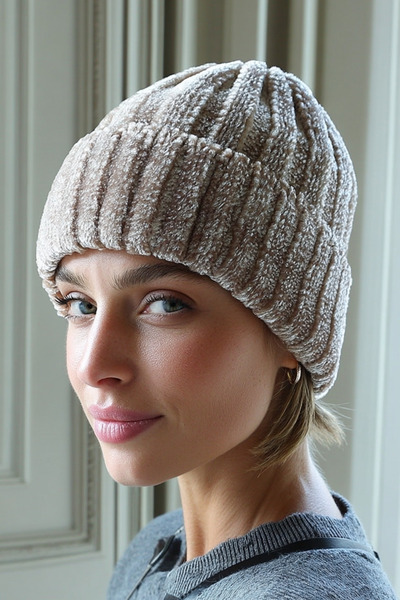 LAGRANZE Soft Velvet Women's Beret