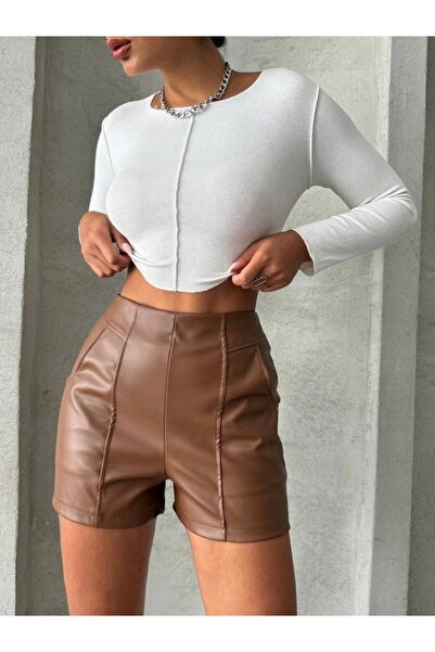 hibiscus Leather shorts with patch pockets in tan w26312