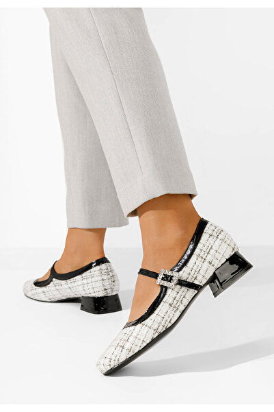 B T Shoes Milina white low-heeled shoes