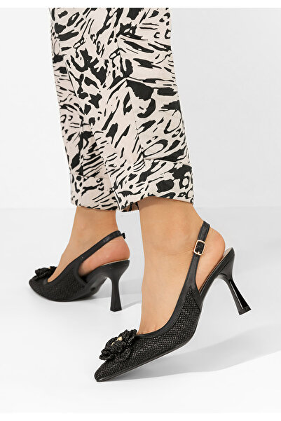 B T Shoes Černé lodičky do špičky Dyana