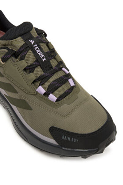 adidas Pantofi de trekking pentru femei multicolori PERFORMANCE & CORE-JQ9962 OLISTR/NGTCAR/CBLACK