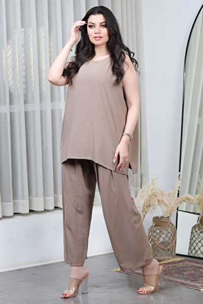 ماركة غير محددة Casual set in soft crepe