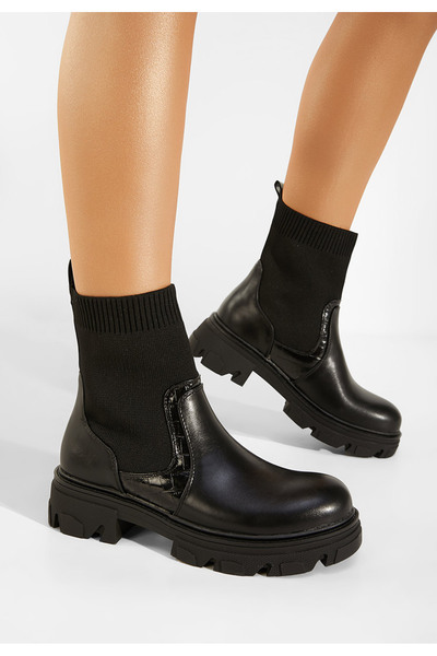 B T Shoes Дамски черни ботуши Quinteria