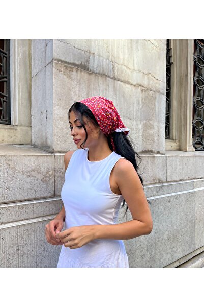 KÜÇÜĞÜM BUTİK Red Small Floral Lace Detailed Bandana