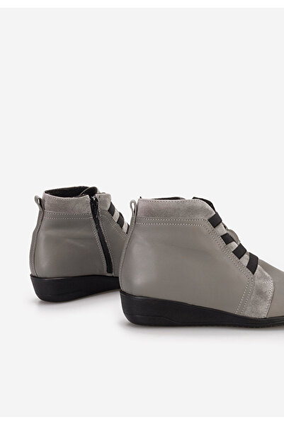 B T Shoes Γυναικεία δερμάτινα μποτάκια Tashia γκρι