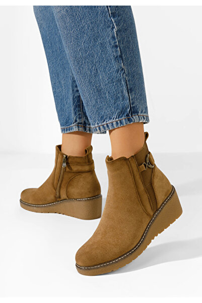 B T Shoes Khaki kotnikove boty na klínku Aderva