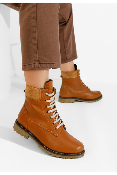 B T Shoes Γυναικεία δερμάτινα μποτάκια Pantonia ταμπά