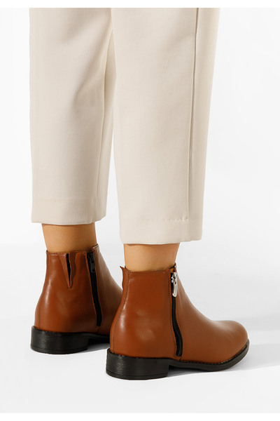 B T Shoes Γυναικεία δερμάτινα μποτάκια καφε Gracia