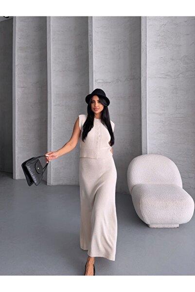 Housess Women's Button Detailed Vest and Skirt Bottom Top Double Knitwear Set