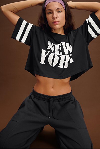 Stradivarius New York cropped T-shirt